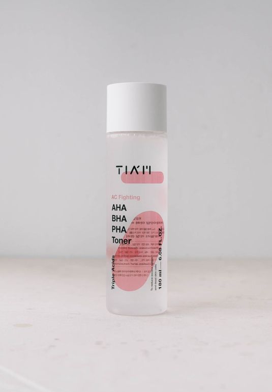 Отшелушивающий тонер с тремя видами кислот TIAM AC Fighting AHA BHA PHA Toner 180ml