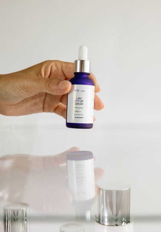 Омолаживающая сыворотка с лифтинг-эффектом 'AM CODE I am Lift-Up Serum 30ml