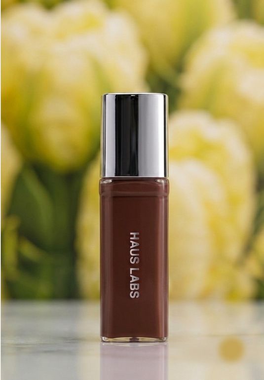 Блестящая помада [Карамельно-коричневый/Sheer Sienna] HAUS LABS Atomic Shake Lip Lacquer Lipstick 4мл