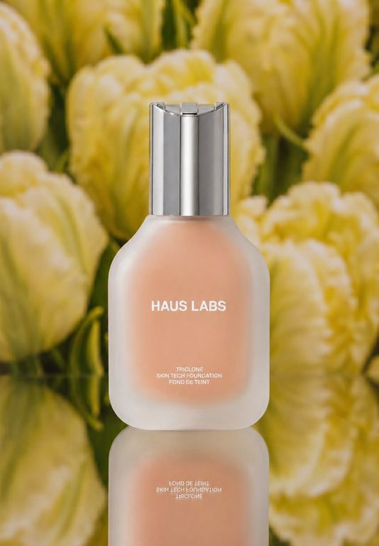 Невероятный тональный крем [110 Light Neutral] HAUS LABS Triclone Skin Tech Foundation 30мл