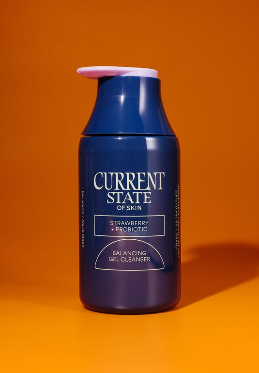 Гель для умывания CURRENT STATE Strawberry + Probiotic Balancing Gel Cleanser 150ml