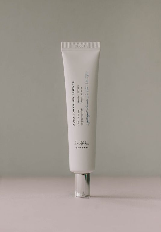 Солнцезащитная эссенция на химических фильтрах Dr. Althea Pro Lab Aqua Power Sun Essence SPF 50+/PA++++ 40ml