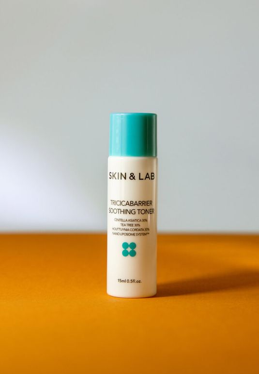 Успокаивающий водянистый тонер SKIN&LAB Tricicabarrier Soothing Toner 15ml