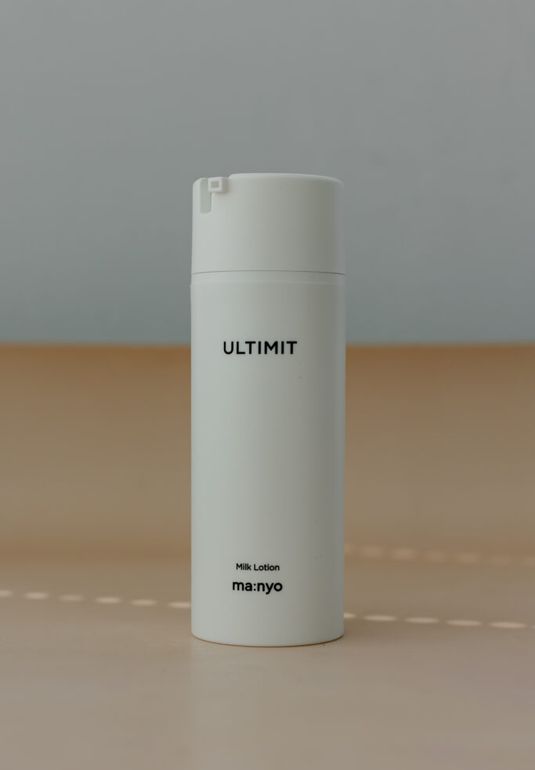 Увлажняющий лосьон для мужчин Manyo Ultimit All-In-One Milk Lotion 120ml