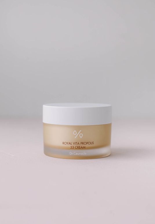 Увлажняющий крем на основе 33.5 % экстракта прополиса Dr. Ceuracle Royal Vita Propolis 33 Cream 50мл