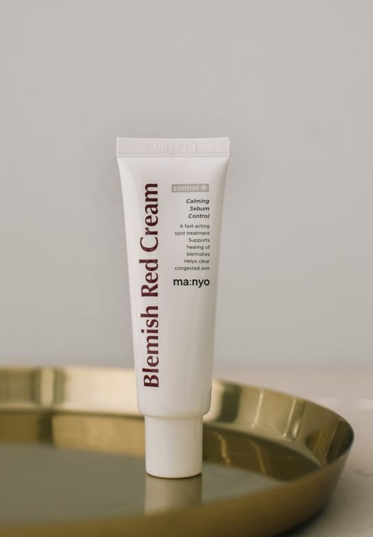BU// Крем для лица с салициловой кислотой Manyo Factory Blemish Lab Red Cream 50ml 