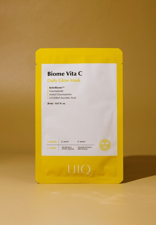 Ежедневная тканевая маска UIQ Biome Vita C Glow Mask 20мл