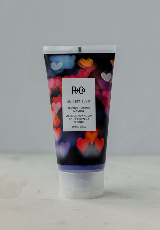 Почти даром// САНСЕТ БУЛЬВАР маска для усиления оттенка светлых волос R+Co SUNSET BLVD Blonde Toning Masque 147мл