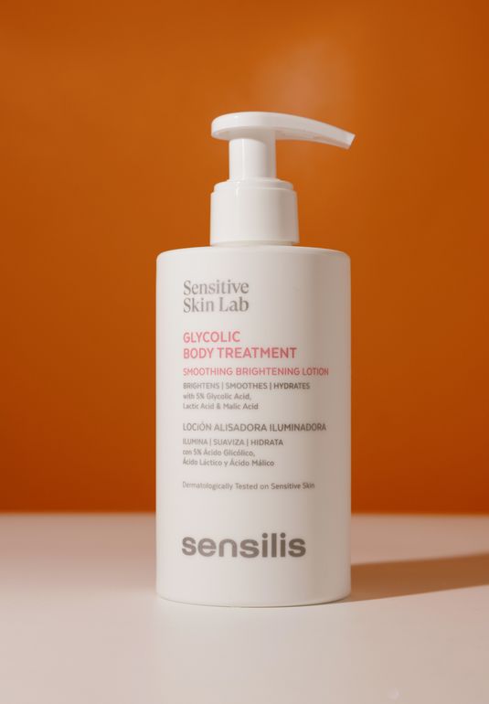 Лосьон для тела с гликолевой кислотой SENSILIS Glycolic Body Treatment 200мл 