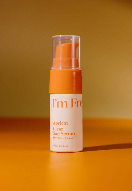 Солнцезащитная сыворотка для лица I'm from Apricot Clear Sun Serum SPF50+ PA++++ 10ml