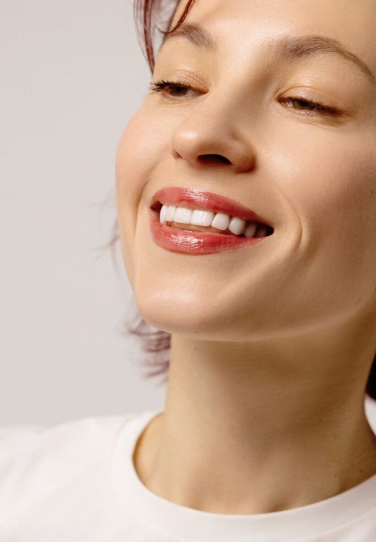 Оттеночный бальзам для губ [06 Essential] CORALHAZE Hydrating & Volumizing Lip Fondue 2g