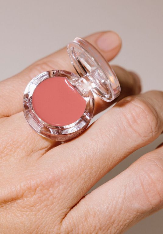 Кольцо-бальзам для губ Amuse Ring Lip Balm [03 Fresh Rose Ring] 0,9g