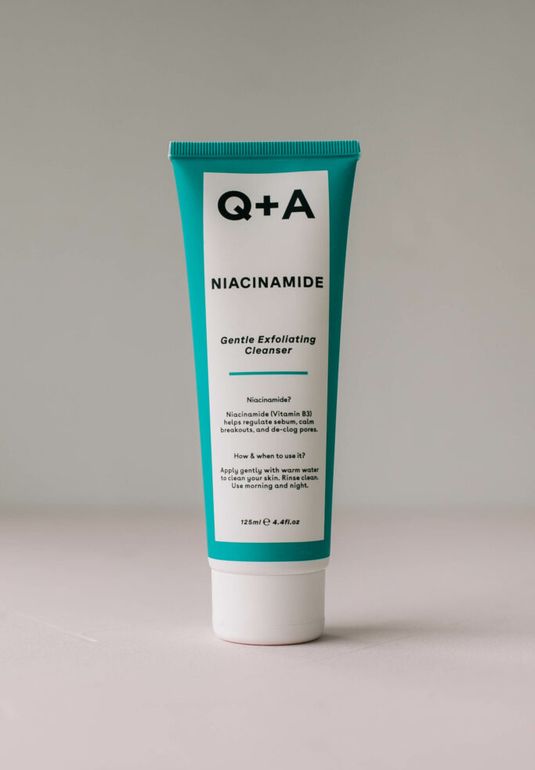 Мягкий гель для умывания с отшелушивающим эффектом Q+A Niacinamide Gentle Exfoliating Cleanser 125ml