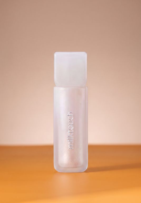 Блеск для губ [01 Honey Dew] milktouch Dew Stain Sheer Aurora Gloss 4г