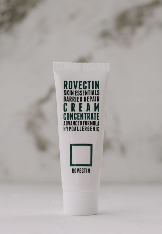 Концентрированный питательный крем ROVECTIN Skin Essentials Barrier Repair Cream Concentrate 60ml