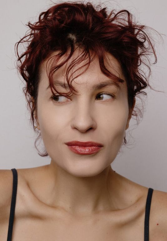 Сияющий и стойкий тинт для губ в тревел формате BRAYE Scene Stealer Thin Glow Tint Mini [07 Maudlin], 2,2g