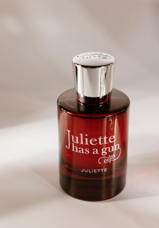 Парфюмерная вода Juliette has a Gun Juliette 50 ml