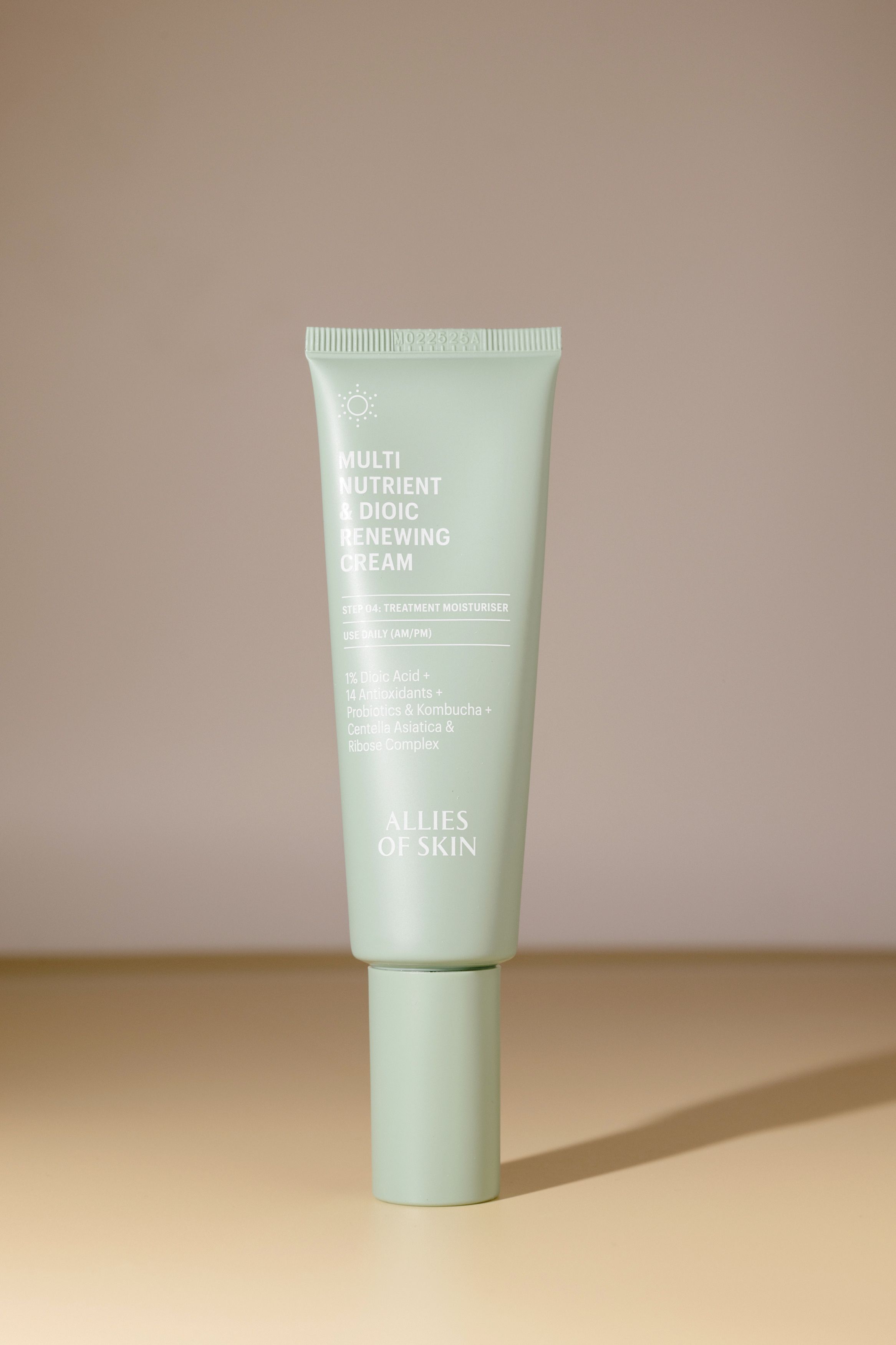 Крем питательный, обновляющий с диоевой кислотой ALLIES OF SKIN Multi Nutrient  &amp; Dioic Renewing Сream 50ml