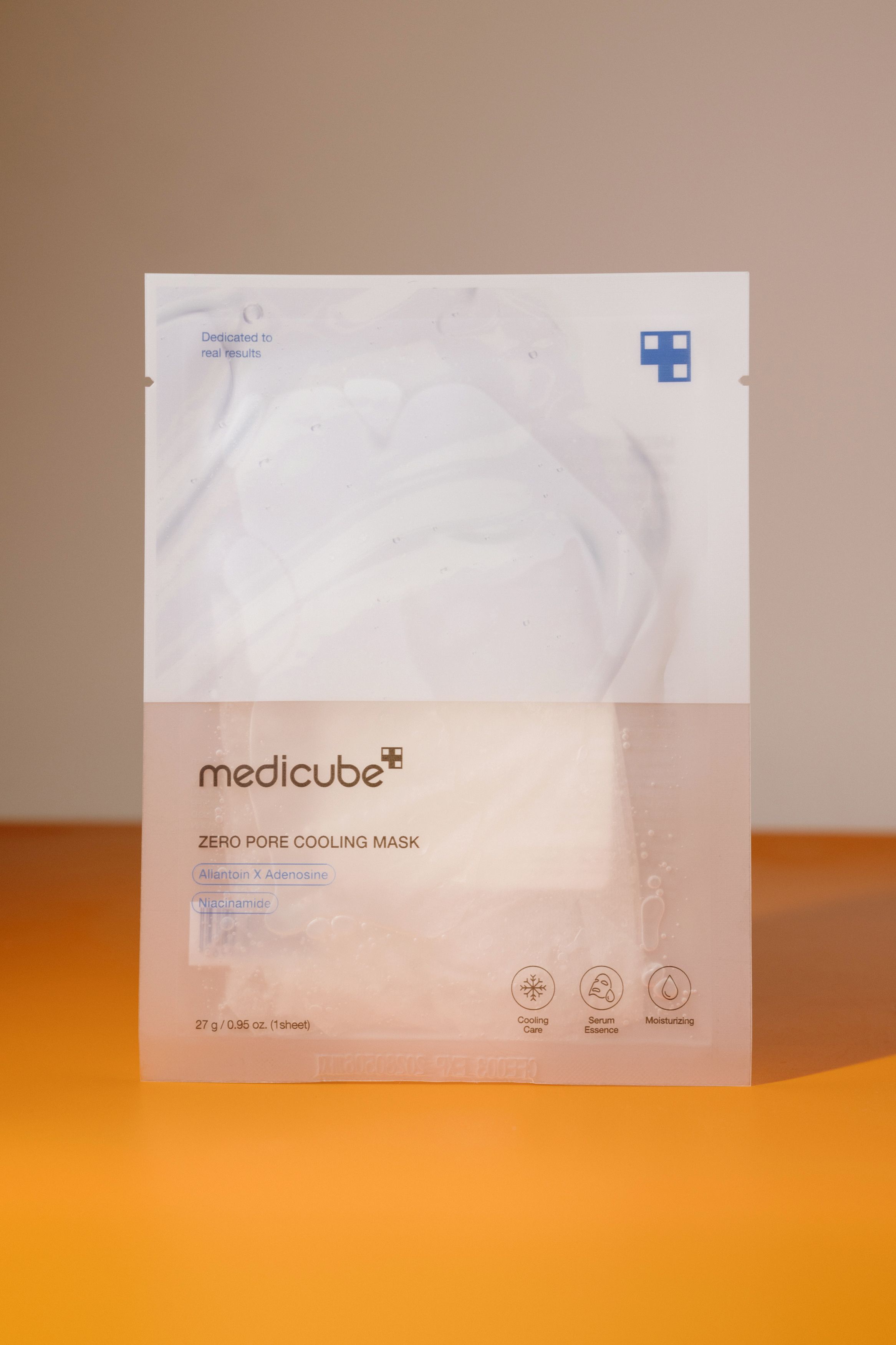 

Маска для лица тканевая охлаждающая medicube Zero Pore Cooling Mask 27ml