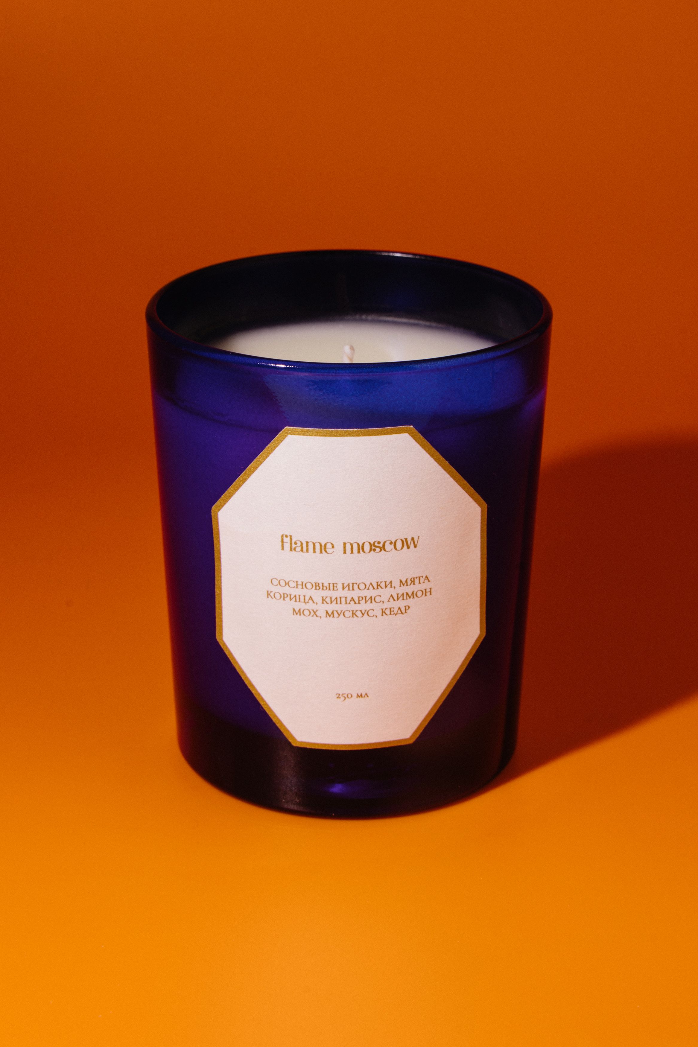 Свеча большая Marie Flame Moscow 250g