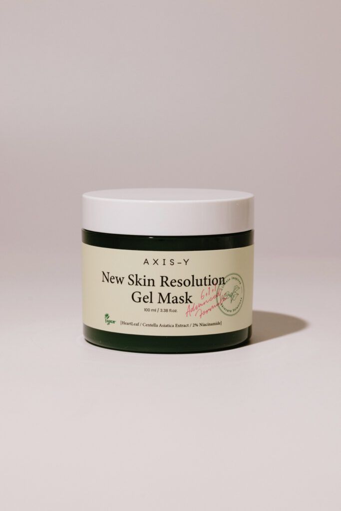 Успокаивающая гелевая маска с хауттюйнией AXIS-Y New Skin Resolution Gel Mask 100ml
