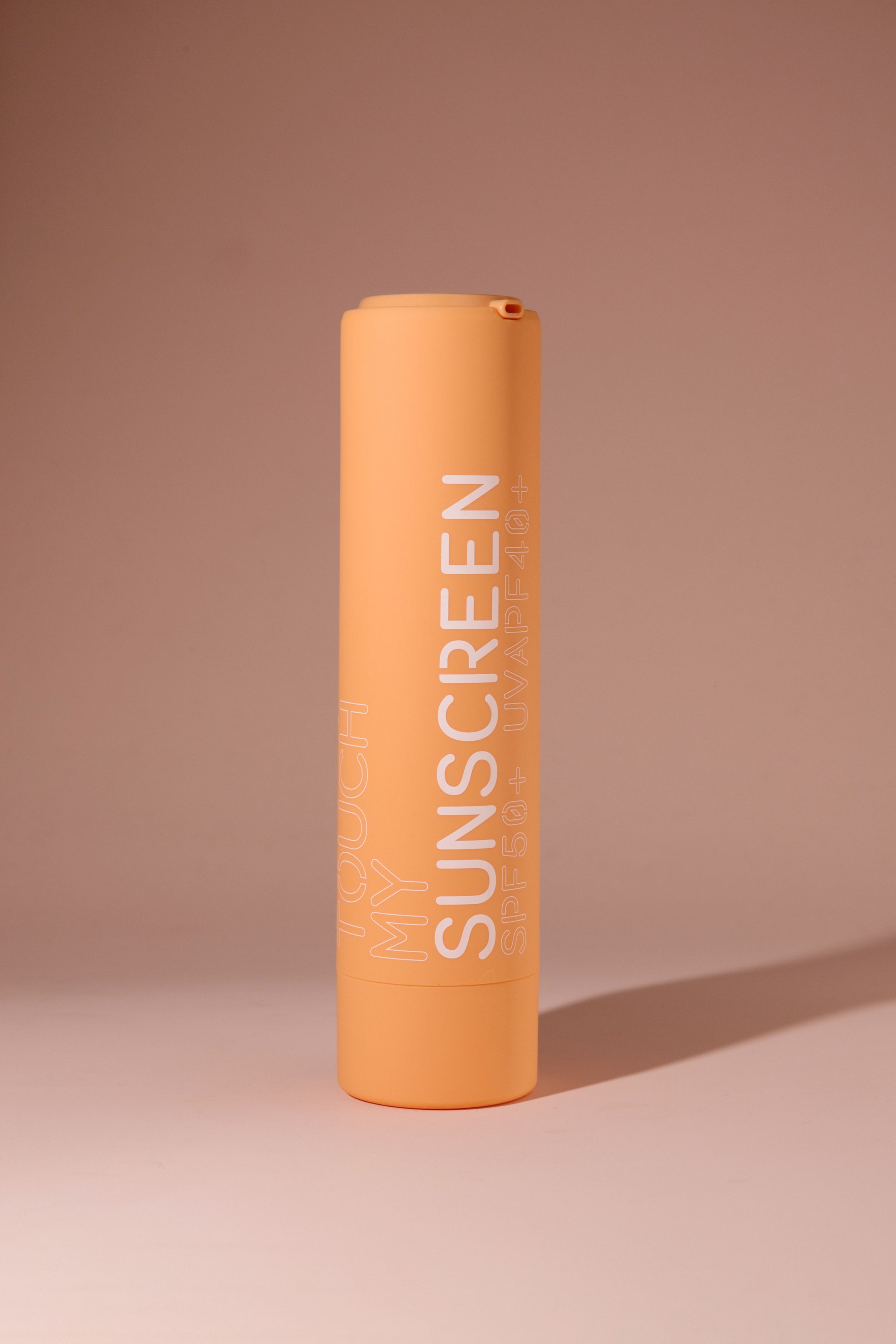 Солнцезащитный увлажняющий крем для лица SPF50 UVAPF 40 с церамидами DONT TOUCH MY SKIN 50мл 2790₽