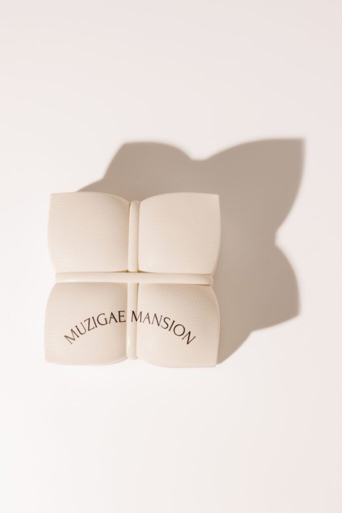 Сияющий кушон для лица MUZIGAE MANSION Sleek Water Cushion N19 SPF50/PA++++ 15g