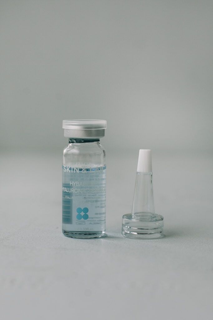 BU// Гиалуроновая эссенция SKIN&LAB Hybarrier Hyaluronic Essence 10ml