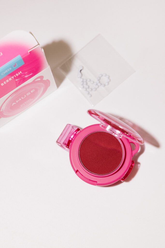 Нежная пудра для макияжа губ и щек Amuse Powder Lip&Cheek [12 Berryish] 4g