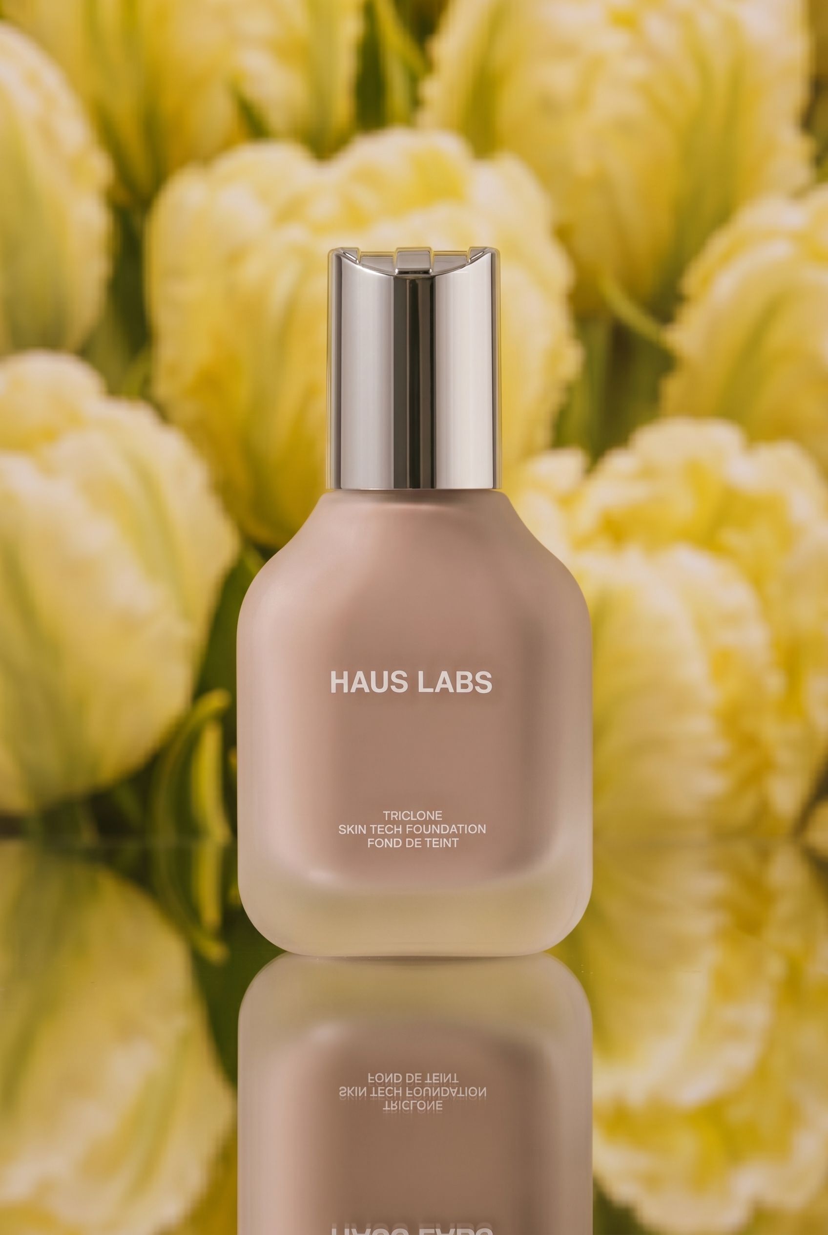 

Невероятный тональный крем [200 Light Medium Neutral] HAUS LABS Triclone Skin Tech Foundation 30мл