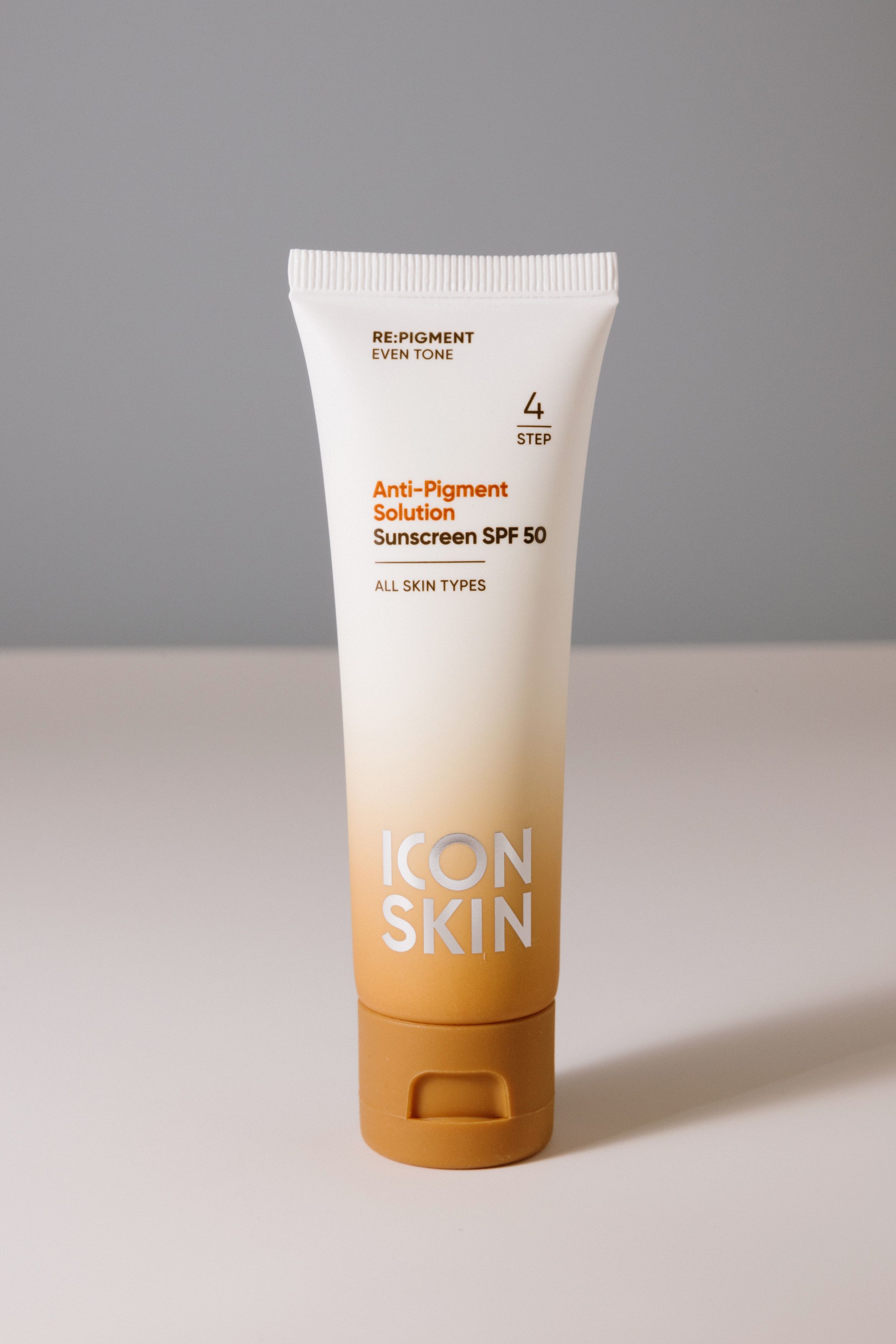 Солнцезащитный крем ICON SKIN Anti-Pigment Solution Sunscreen SPF 50 50мл 2100₽