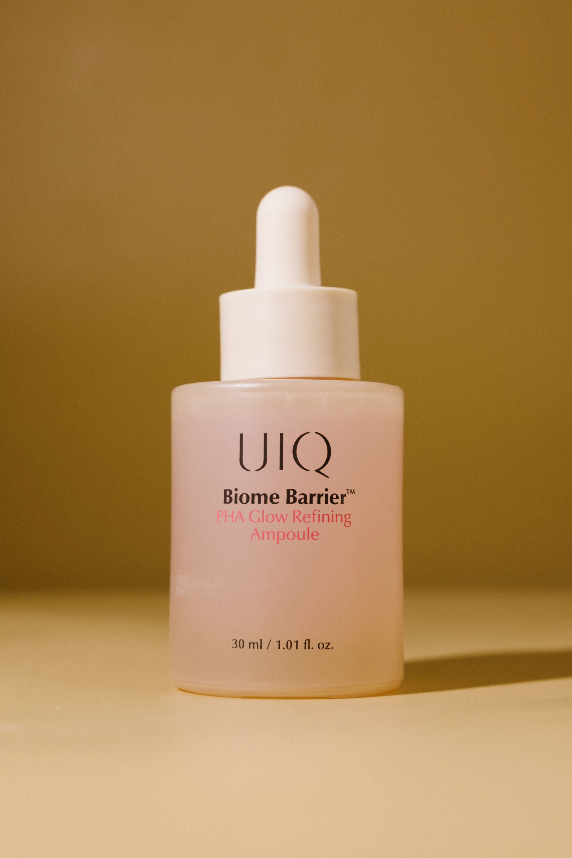 

Восстанавливающая сыворотка UIQ Biome Barrier PHA Glow Refining Ampoule 30ml
