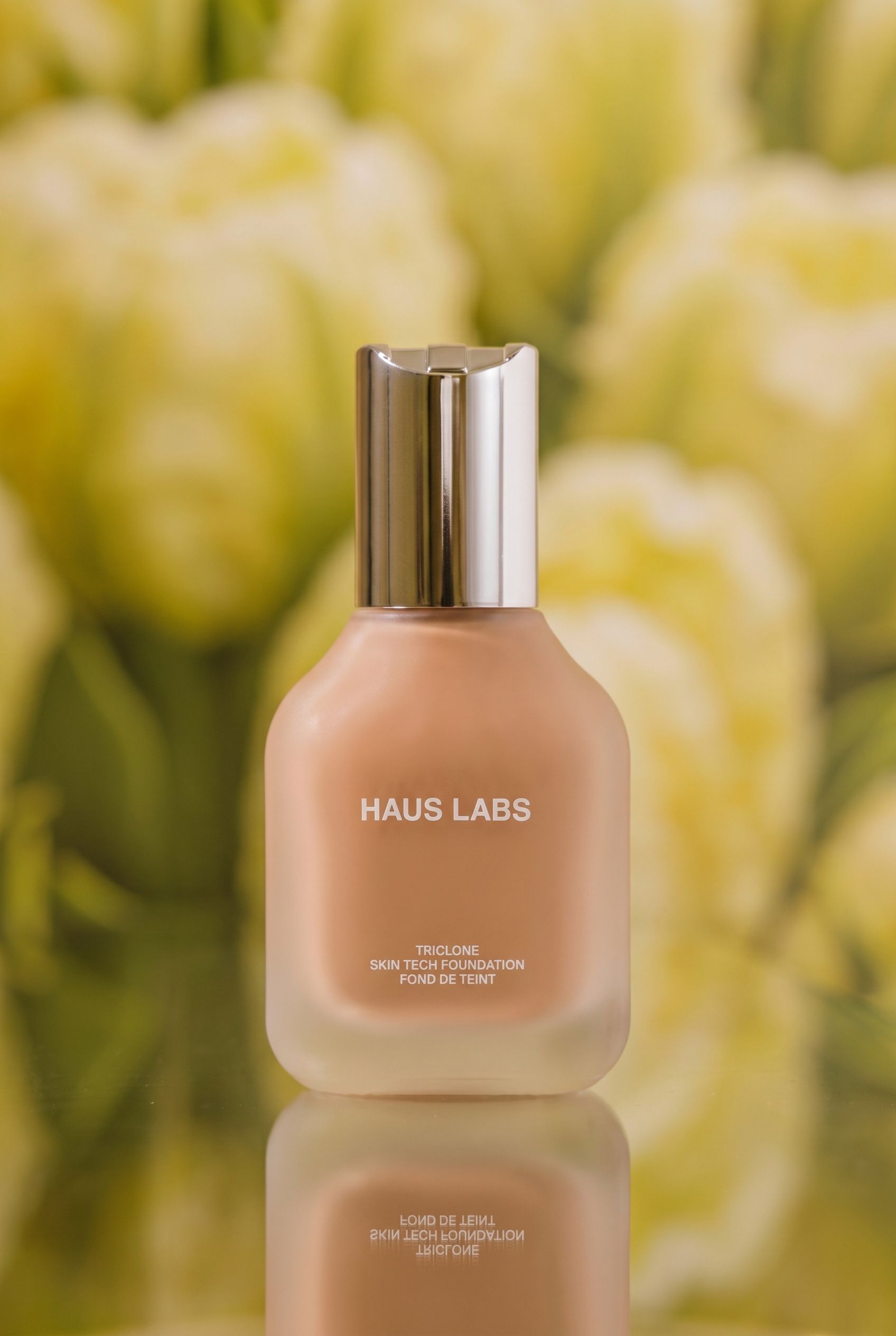 

Невероятный тональный крем [175 Нейтрально-светлый /175 Light Neutral] HAUS LABS Triclone Skin Tech Foundation 30мл