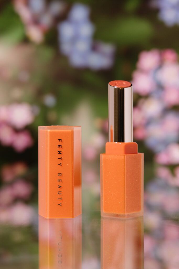 Мерцающая помада [Shimmering C U In Maui] Fenty Beauty Gloss Bomb Stix High-Shine Gloss Stick 3,6g