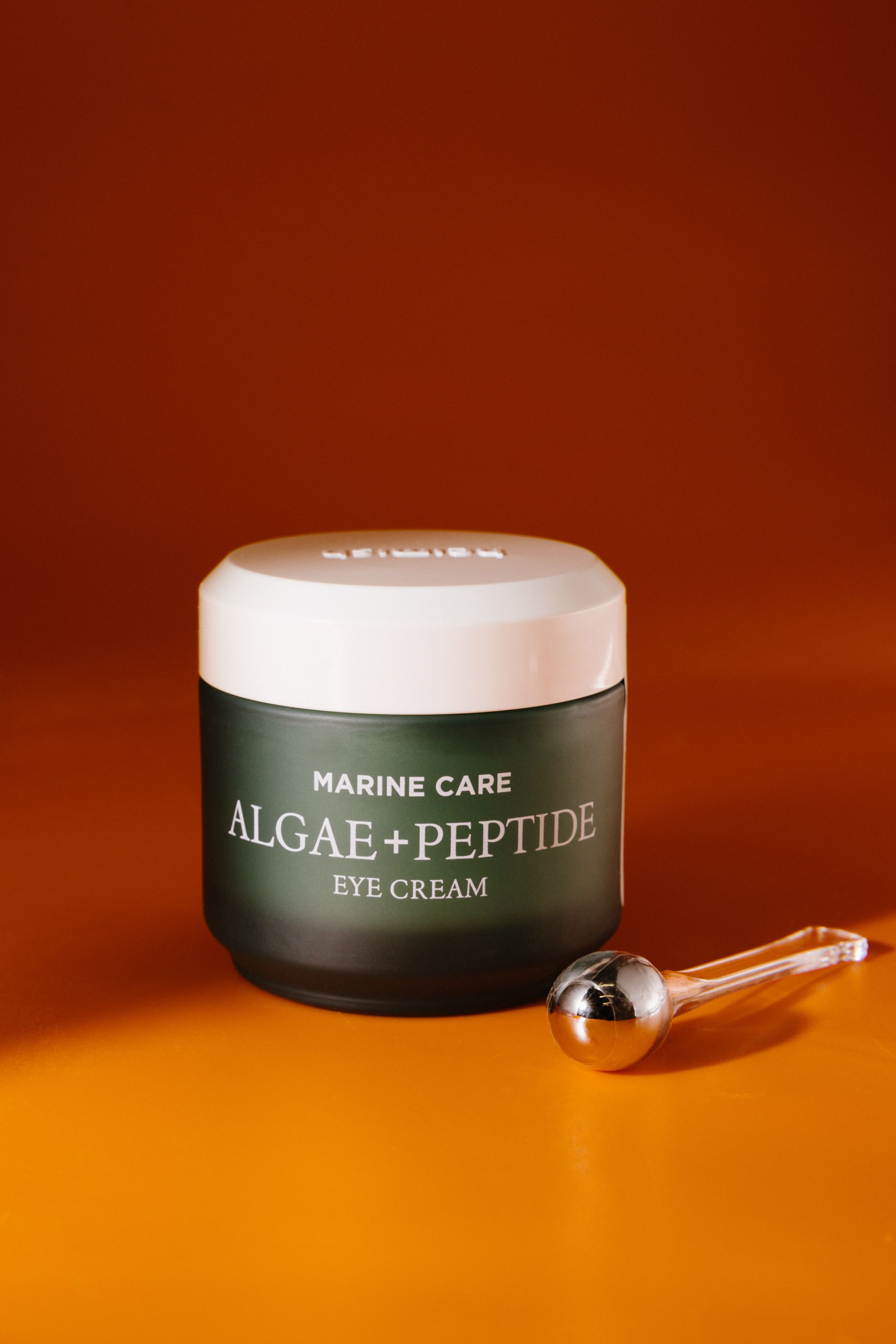 

Крем вокруг глаз с 51% морской воды HEIMISH Marine Care Algae+Peptide Eye Cream 30ml