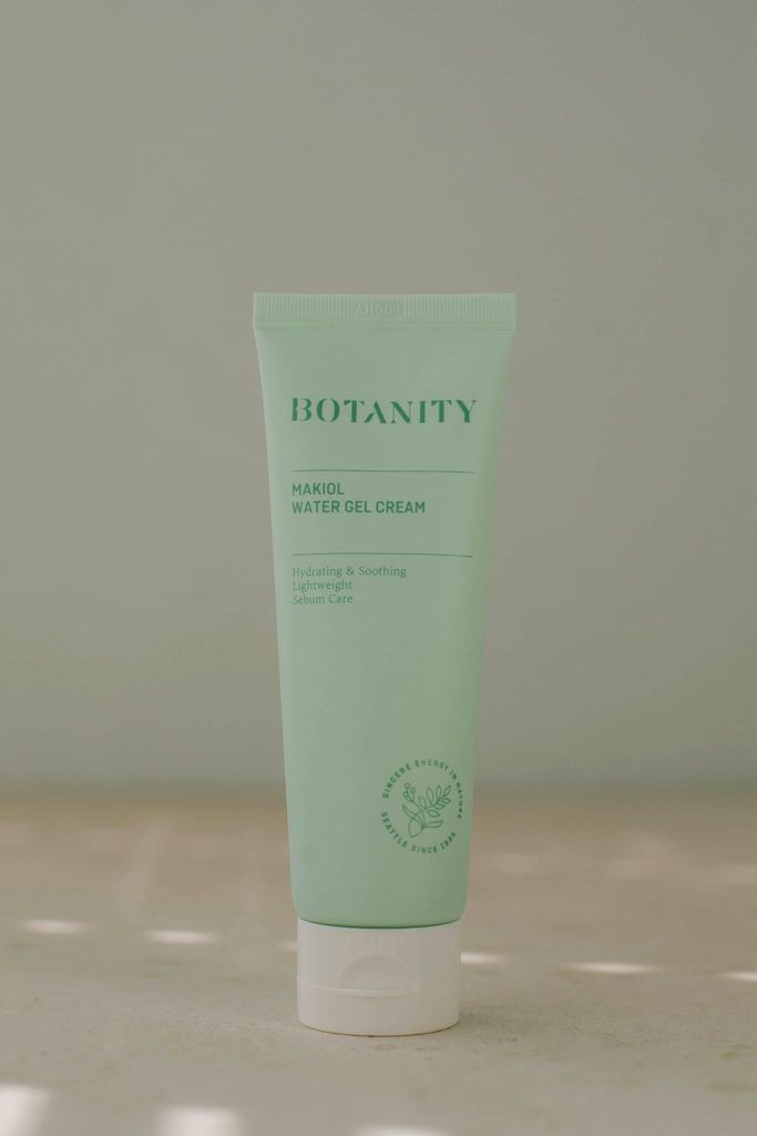 

BU// Крем-гель для жирной кожи BOTANITY Makiol Water Gel Cream 80ml