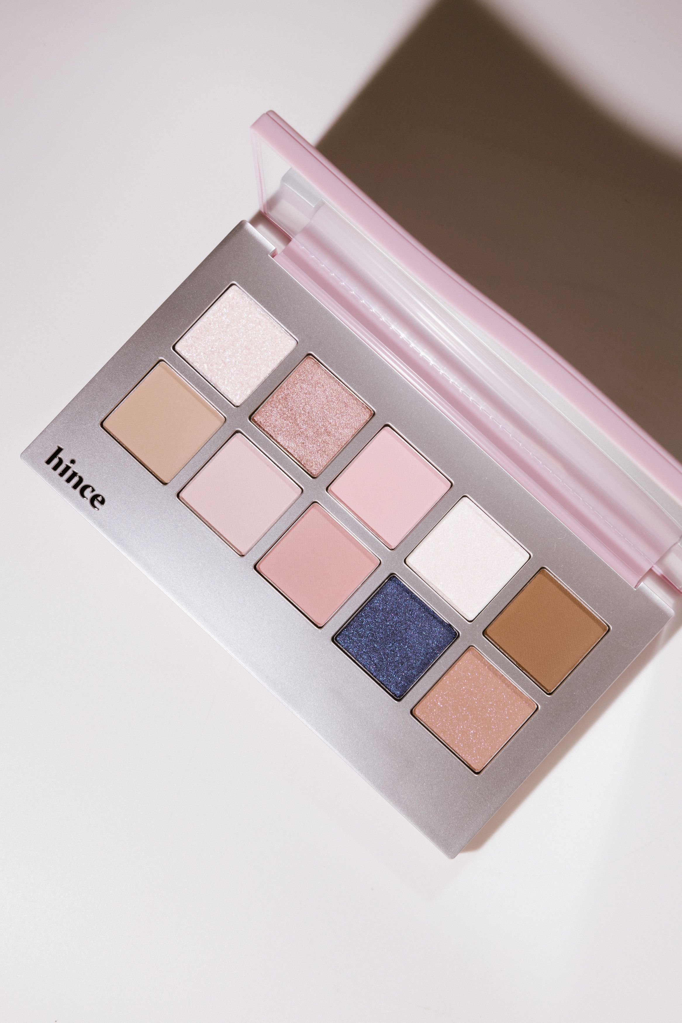 Палетка теней hince New Depth Eyeshadow Palette [10 In Flow] 9,3g