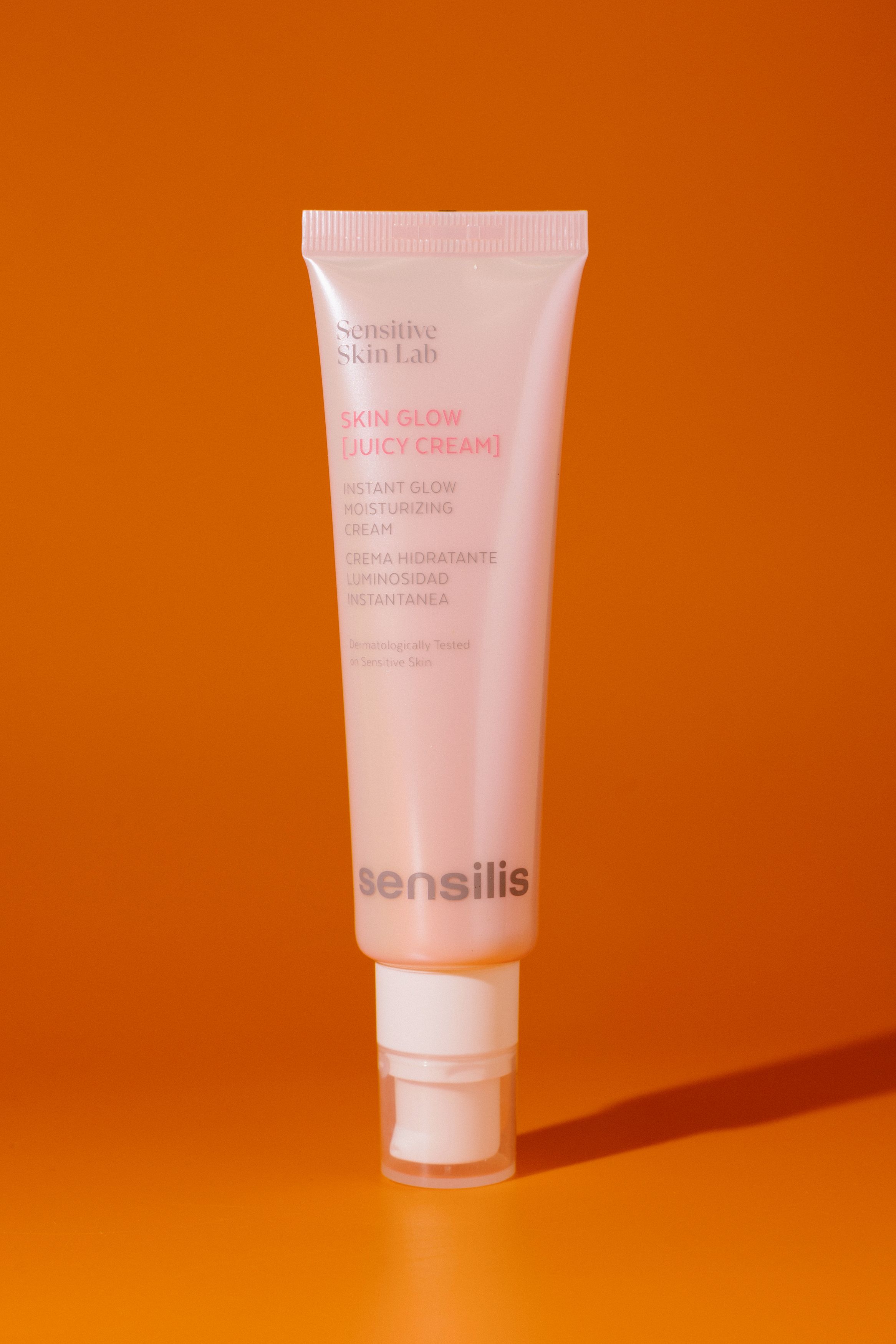 Увлажняющий тающий крем для мгновенного сияния SENSILIS Skin Glow [Juicy Cream] Instant Glow Moisturizing Cream 50ml