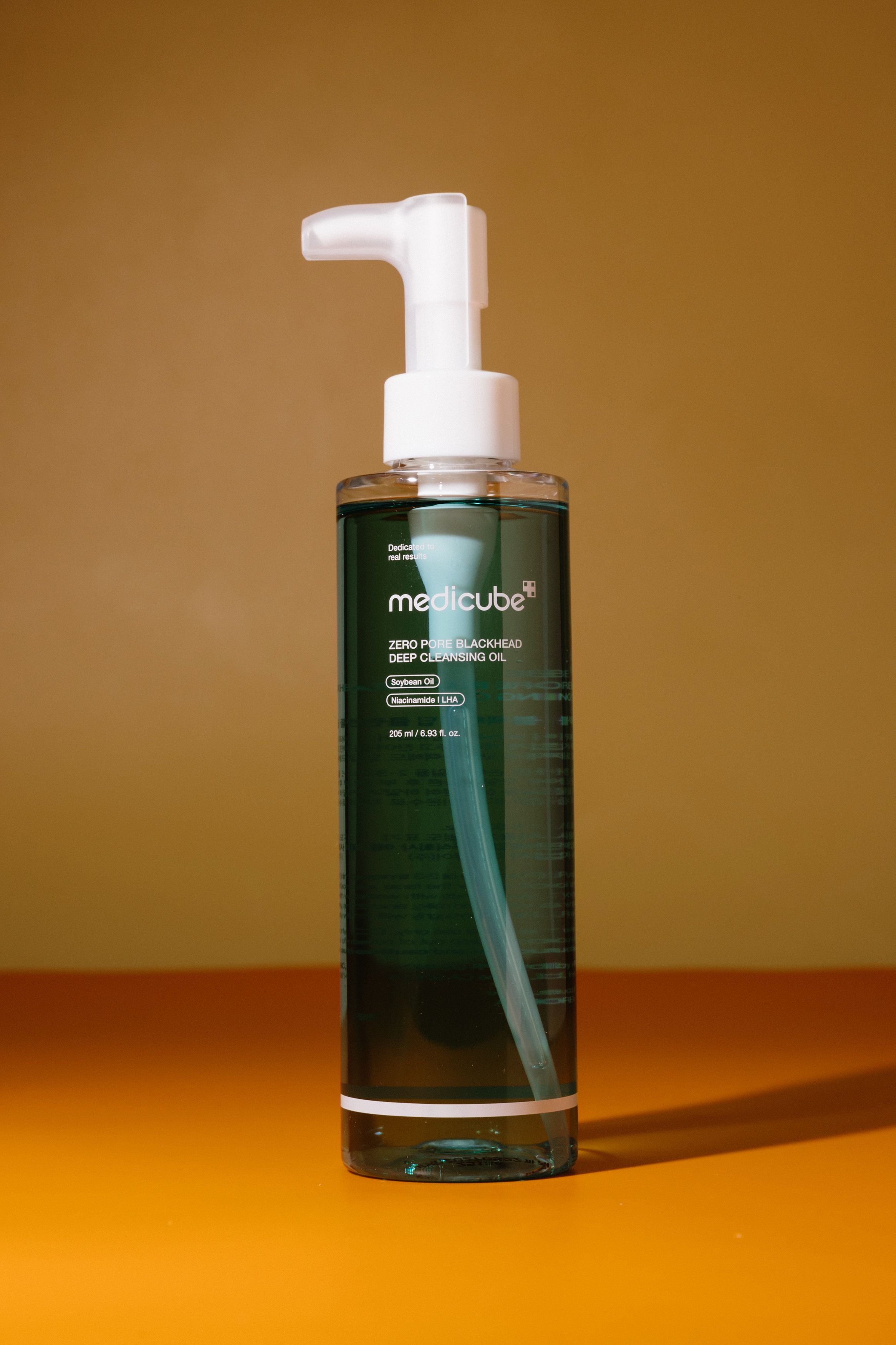 Гидрофильное масло для очищения пор medicube Zero Pore Blackhead Deep Cleansing Oil 205 ml