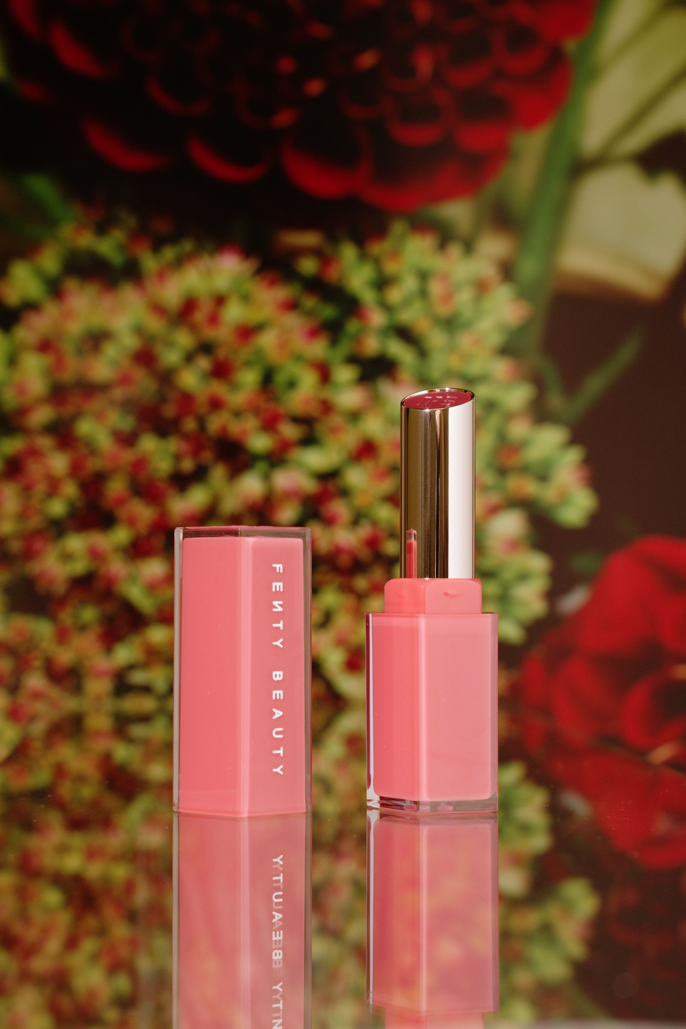 Сияющая помада [High'Biscus] Fenty Beauty Gloss Bomb Stix High-Shine Gloss Stick 3,6g