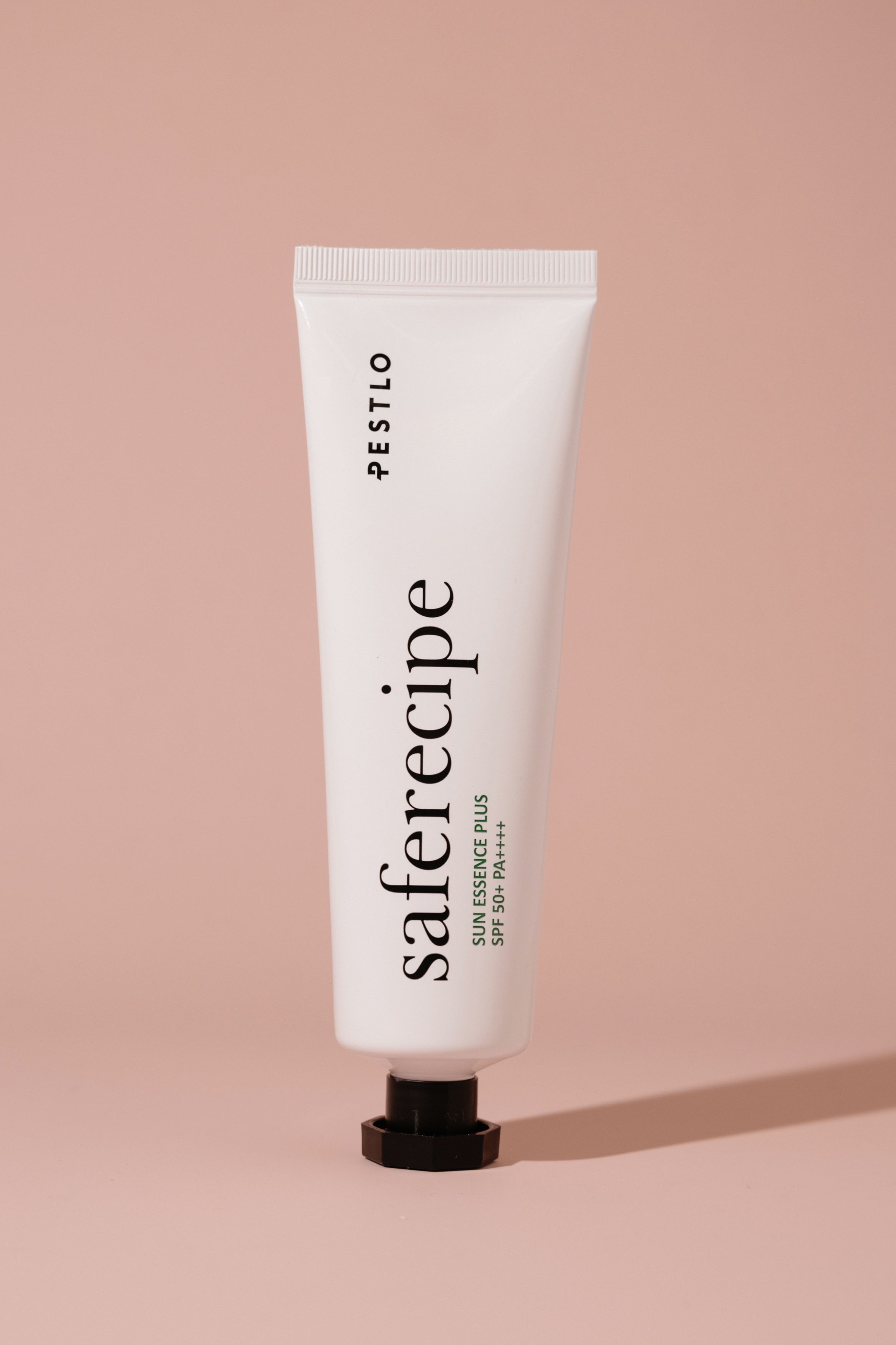 

Солнцезащитная эссенция PESTLO SPF 50+ PA++++ Safe Recipe Sun Essence Plus 50мл