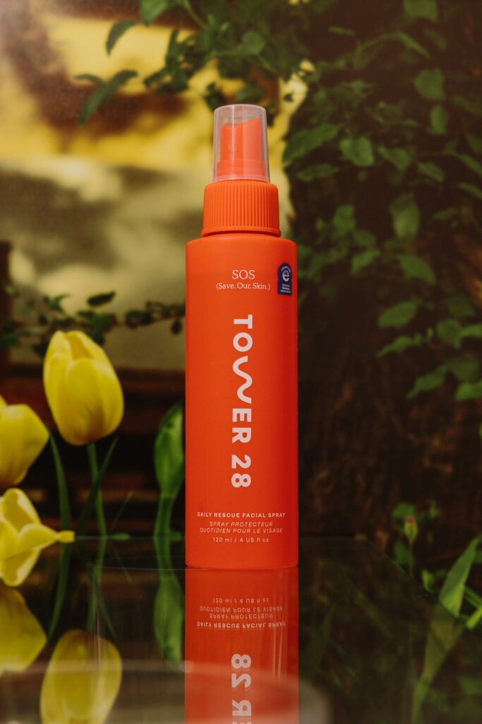 Успокаивающий сос - мист для лица Tower 28 Beauty SOS Daily Rescue Facial Spray 120ml