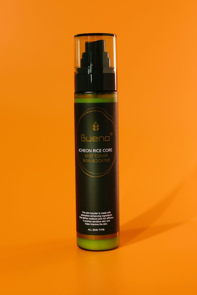 Тонер-мист на основе ферментированного риса Bueno Icheon Rice Core Mist Toner Skin-Booster 105ml
