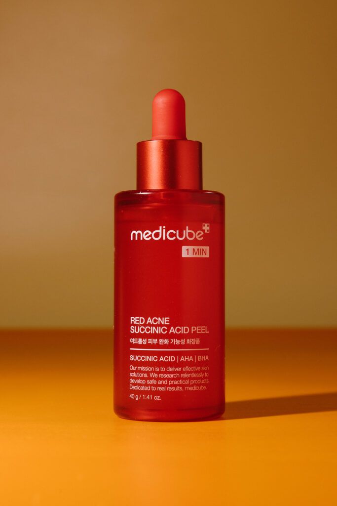 Сыворотка-пилинг с янтарной кислотой medicube Red Acne Succinic Acid Peel 40g