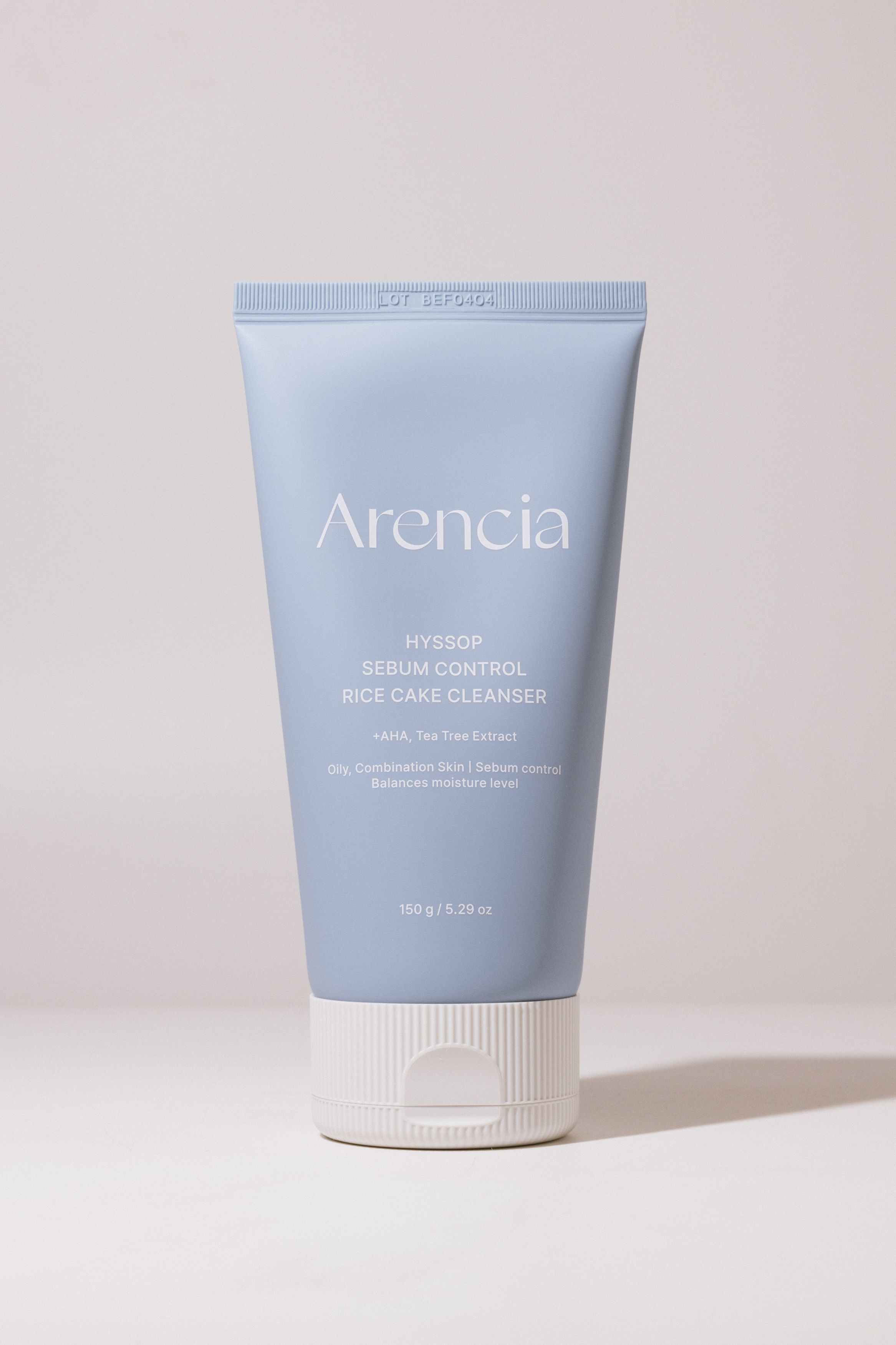 Очищающая пенка для проблемной кожи Arencia Hyssop Sebum Control Rice Cake Cleanser 150g