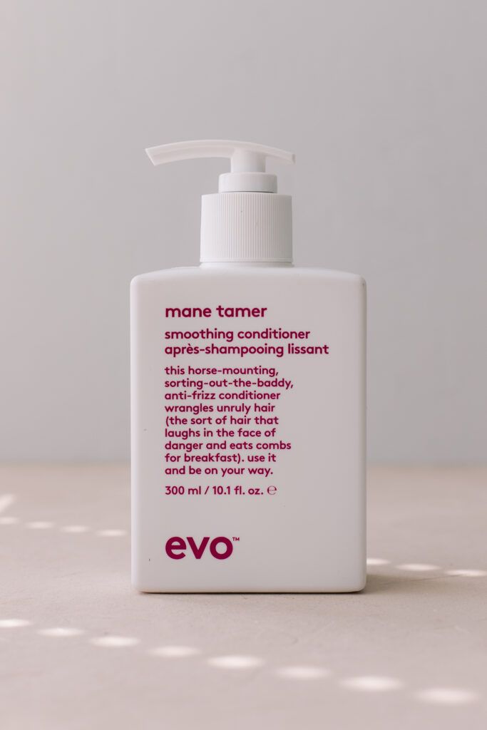 

BU// Разглаживающий бальзам для волос [укротитель гривы] Evo Mane Tamer Smoothing Conditioner 300ml