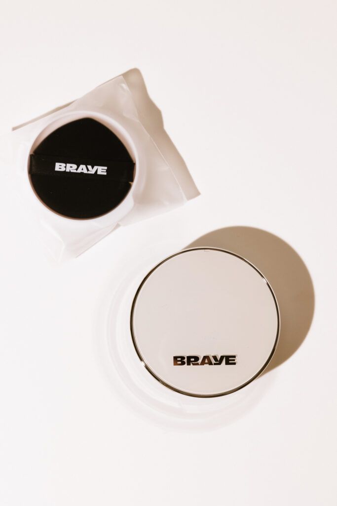 Легкий кушон для лица BRAYE Effortless Cushion Thin Cover №23 Sand SPF50+ Pa+++ 12g*2