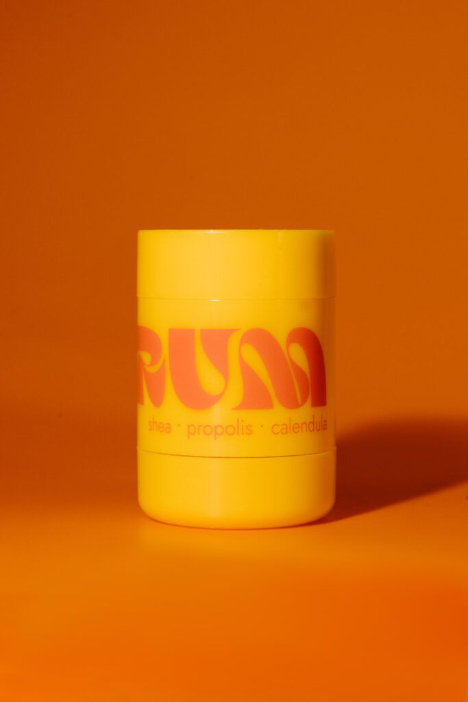 Интенсивно восстанавливающий бальзам-маска для губ RUMRUM Intensive Lip Repair Balm 15g