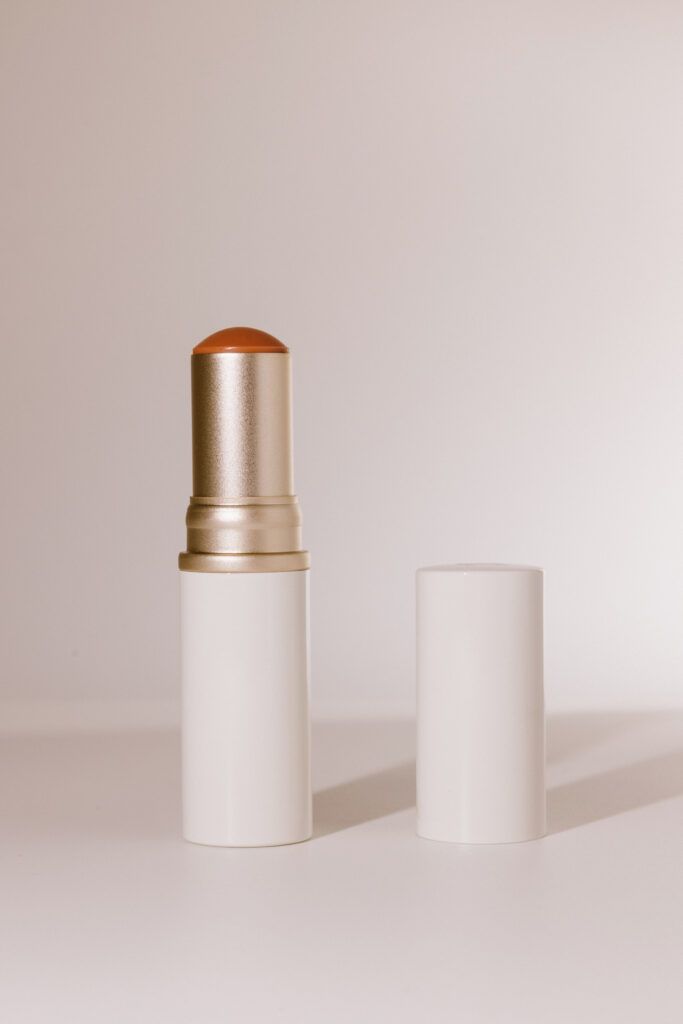 Универсальный сияющий стик для лица hince True Dimension Radiance Balm [02 Dawn Ray] 10g