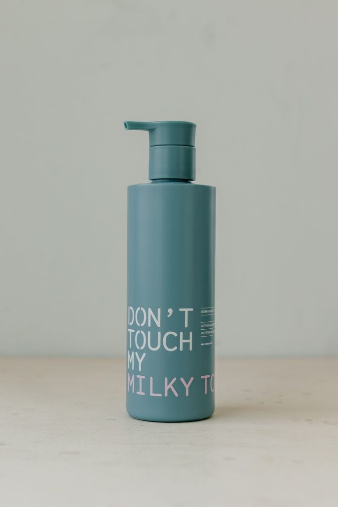 BU// Увлажняющий лосьон с растительными церамидами DONT TOUCH MY SKIN MILKY TONER 250 мл